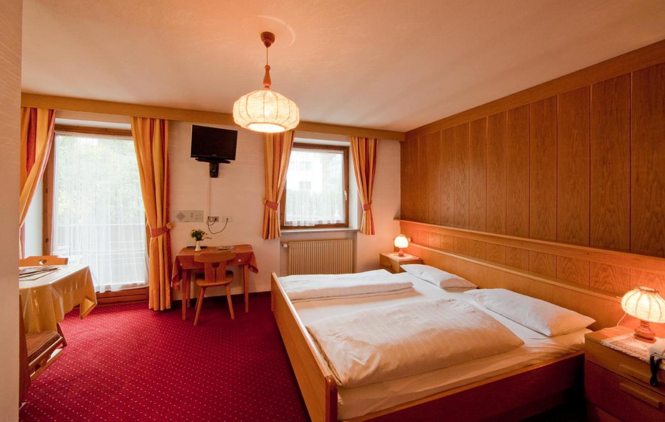 Hotel Rainegg ヴァルダーオラ エクステリア 写真